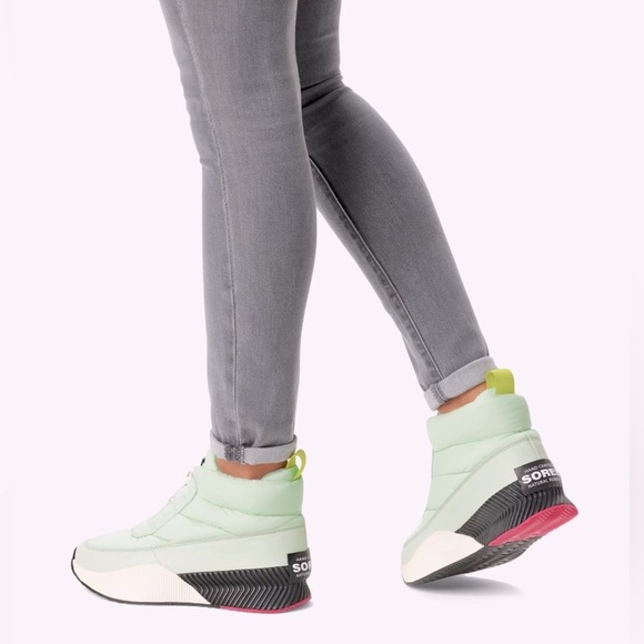 Sorel Out N About III Waterproof Puffy Zip Boots ✨ Sea Sprite + Chalk Size 11 - Picture 8 of 11